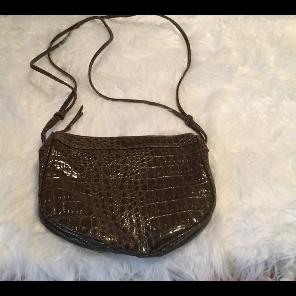 Beautiful Brown Crocodile Look crossover